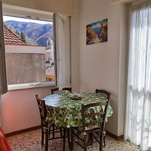  Apartment Trilly House